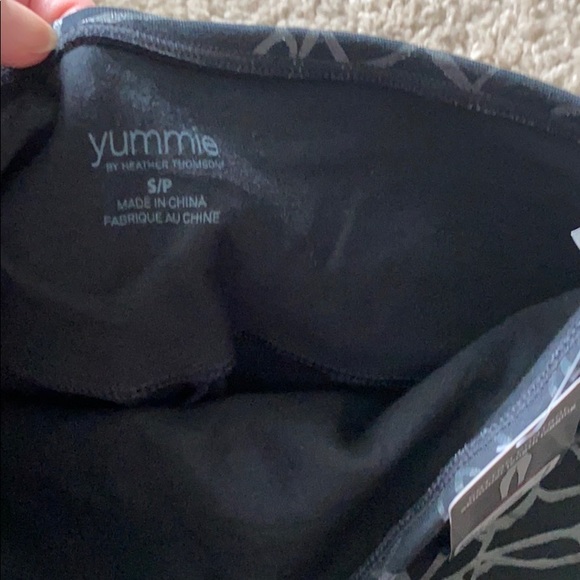 NWT yummie cotton control leggings. Size small. - Picture 5 of 5